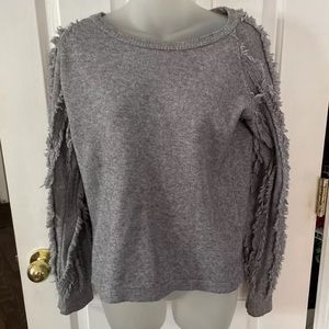 ANDTHEWHY Sz S/M Gray Shag Fringe Sleeves Boho Sweater B99 GUC